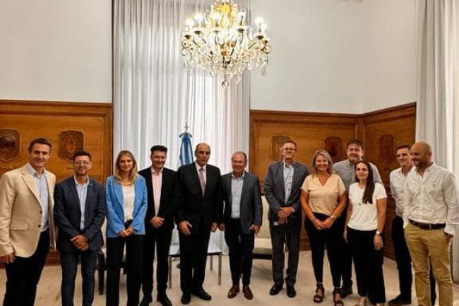 Productores de la industria del maní se reunieron con el ministro Guillermo Francos