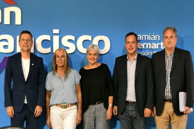 La Ministra Montero se reunió con el intendente Bernarte