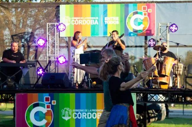 La costanera de Rio Cuarto, el escenario ideal para una nueva edición de los ciclos musicales