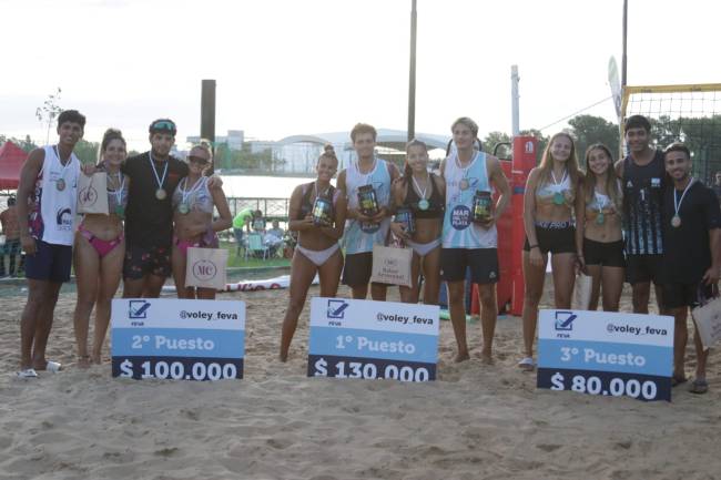 Deportitas de todo el país participaron del mejor beach volley