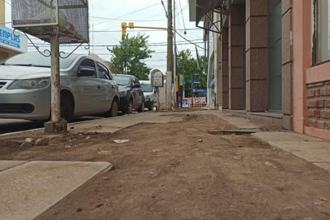 Obras viales en calles Libertad y Lavalleja de Unquillo