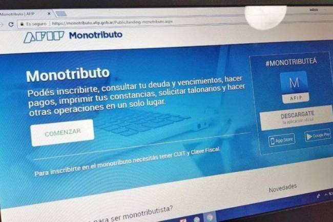 Evalúan realizar modificaciones en monotributo