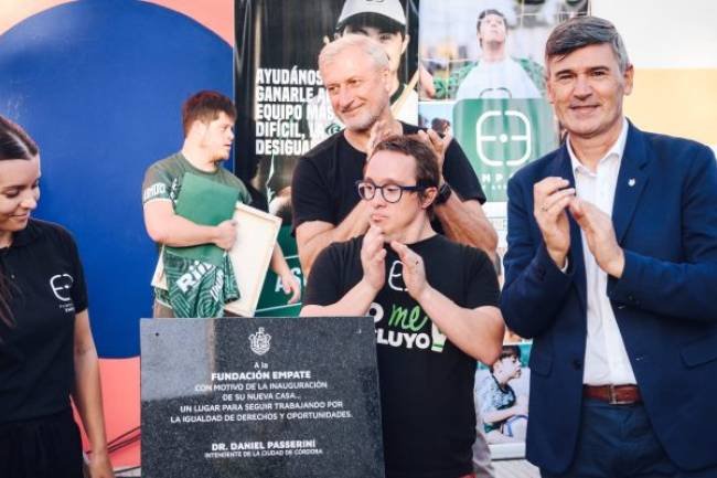 En un emotivo acto, Passerini inauguró la casa de la Fundación Empate