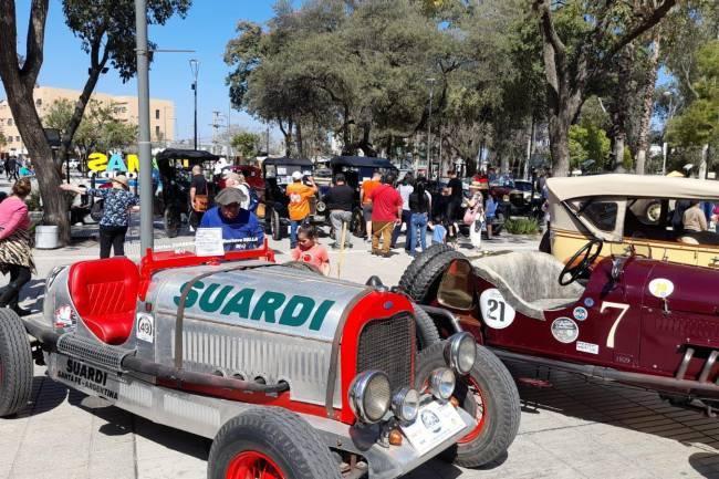 Autos del Raid Latinoamericano llegan a Salsipuedes