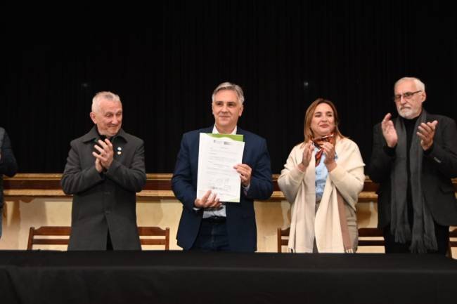 En Devoto, comenzarán  obras de red domiciliaria de cloacas con aportes de la Provincia