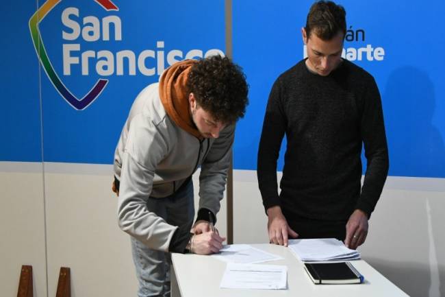 Más jóvenes se suman al programa de entrenamiento laboral municipal