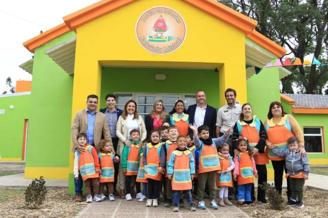 En La Para, Prunotto inauguró tres establecimientos educativos