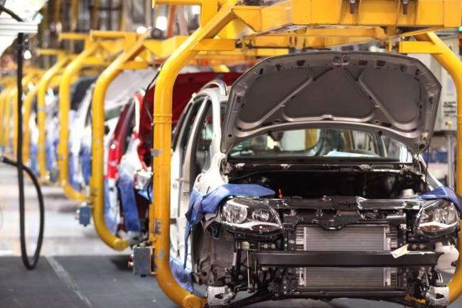 Se agudiza la crisis en la industria automotriz en el país
