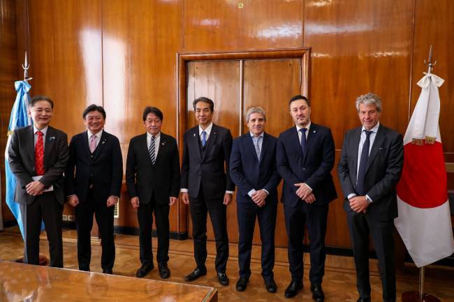 El Gobierno Nacional busca progresar en  agendas comerciales y de defensa con funcionarios japoneses 