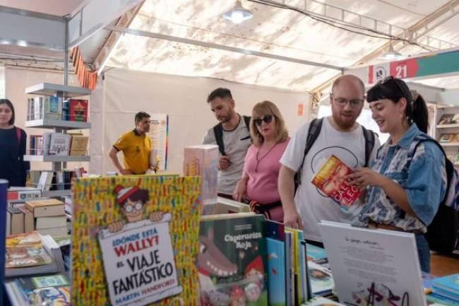 Abrieron la convocatoria para formar parte de la Feria del Libro 2024