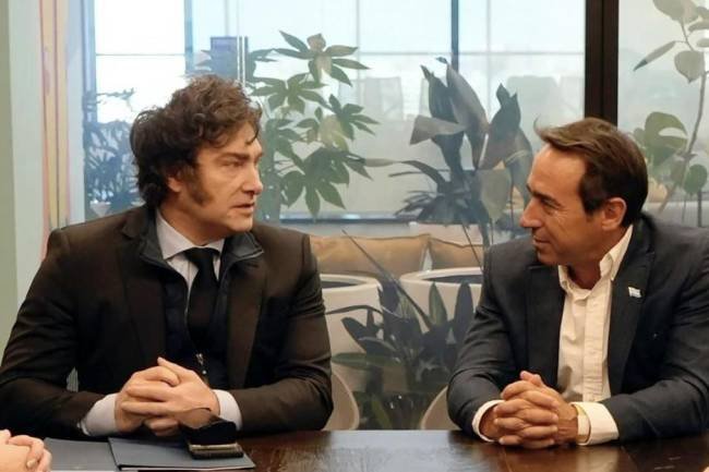 Milei reafirmó su compromiso de bajar los impuestos para el sector privado