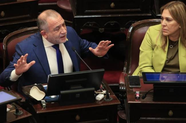 Juez, contra el Gobierno Nacional por los incendios: "La estamos pasando como el culo"