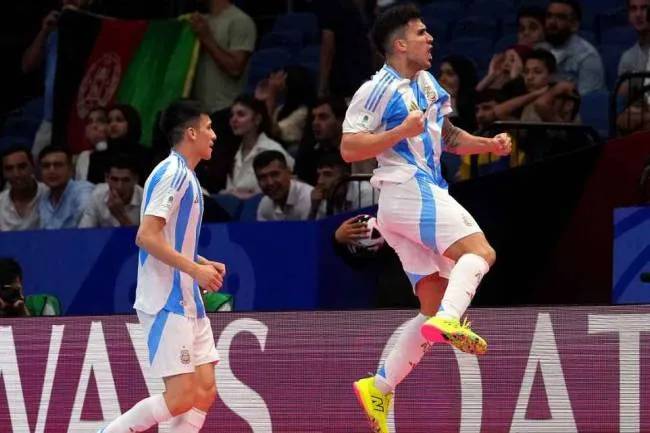 Mundial de FUTSAL: Argentina enfrentará a Kazajistán en cuartos