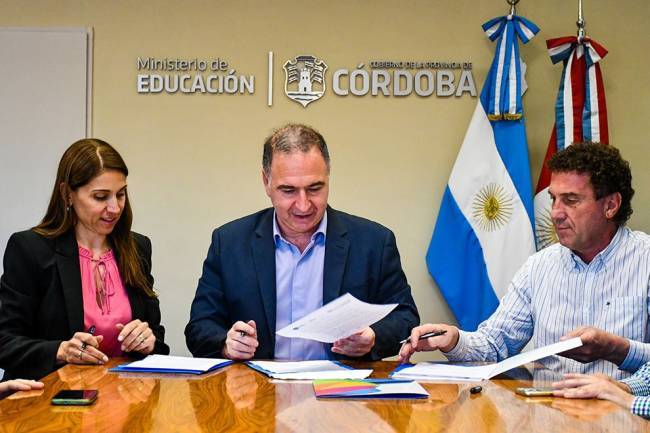 Docentes cordobeses recibirán capacitación en economía circular