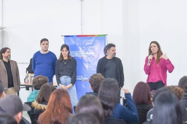 Los Parques Educativos se adhieren al programa provincial ClubEs Estudiantiles