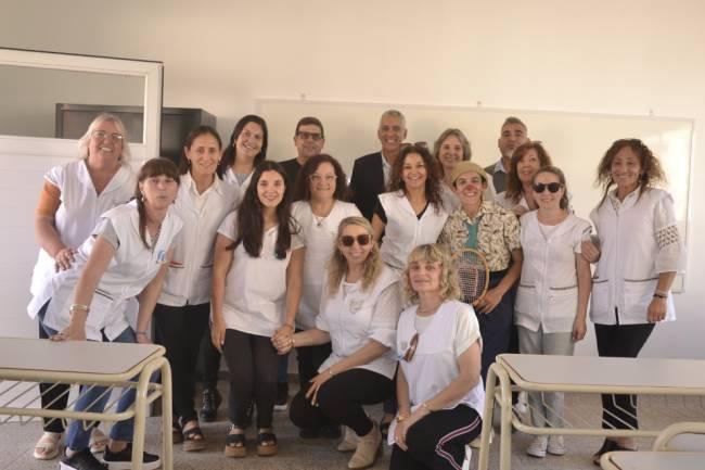 En Cintra, el ministro Ferreira inauguró nuevas aulas en una escuela primaria