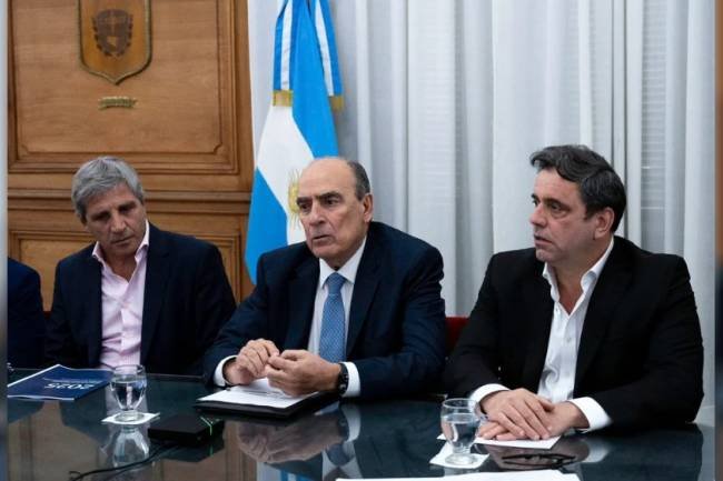 Presupuesto 2025: el Gobierno ofrecerá un menú de recortes para garantizar pedidos de gobernadores y legisladores