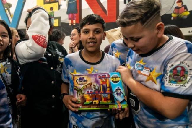Estudiantes de escuelas municipales expondrán sus creaciones de educación digital, programación y robótica
