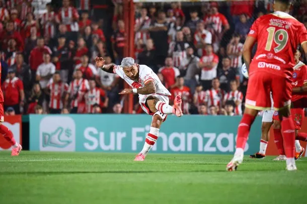La Gloria venció a Argentinos 1 a 0
