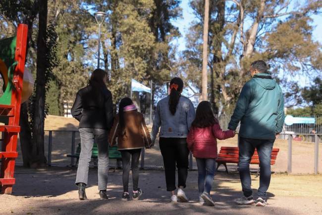 Abren inscripción para sumar 50 familias a la red de cuidados