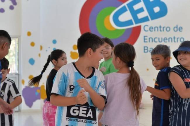 Múltiples actividades para todas las edades para disfrutar en los Centros de Encuentro Barrial