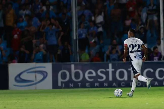  Belgrano recibió otra goleada y los hinchas ya no soportan a Erviti
