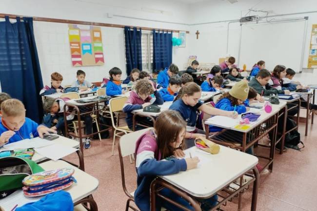En el 2024 hubo reducción de la deserción escolar