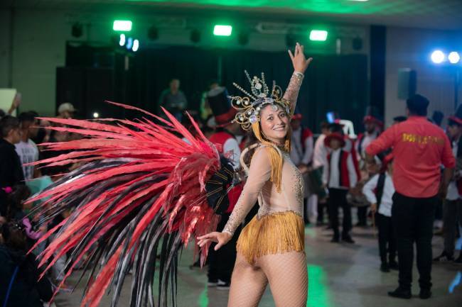 Con masiva convocatoria cerró el Carnaval de la Familia de Sinsacate