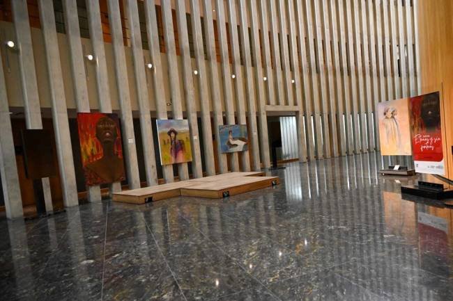En la Legislatura se exhibirá una muestra artística que celebra a la mujer
