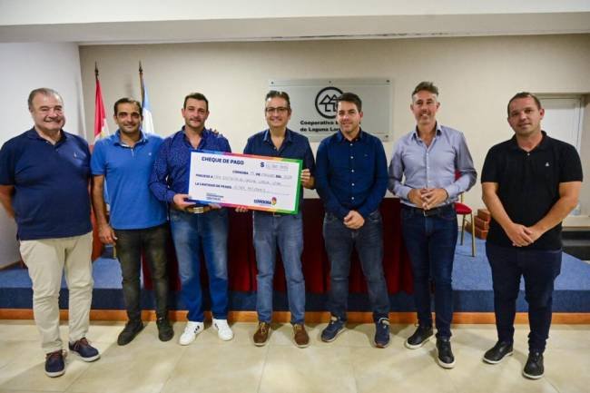 Entregaron aportes a cooperativas de los departamentos Río Primero y Río Segundo