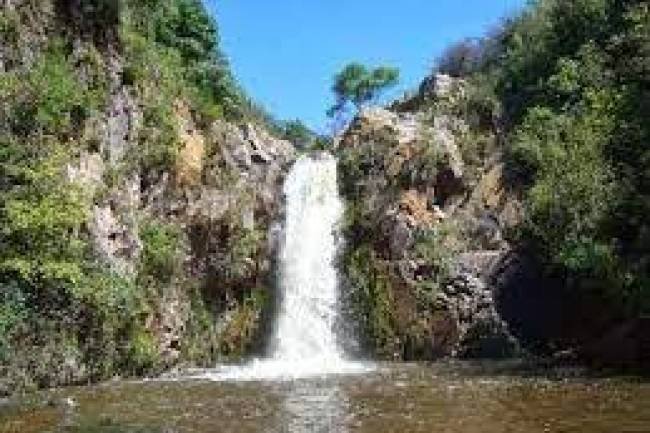 Salsipuedes: domingo de Turismo Aventura en el Salto La Estancita