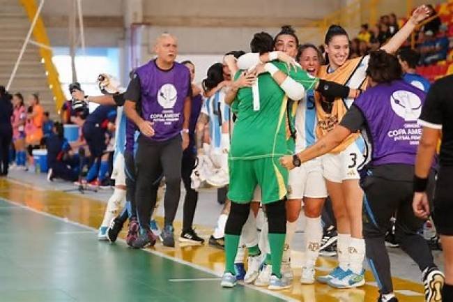 Argentina-Brasil, final de FUTSAL femenino