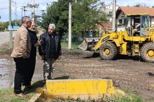 Salsipuedes: Relizan obras  de mejoramiento vial 