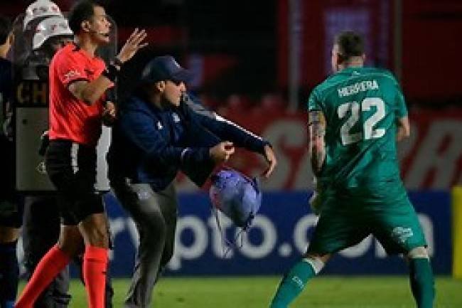 Fútbol internacional: Talleres juega esta noche