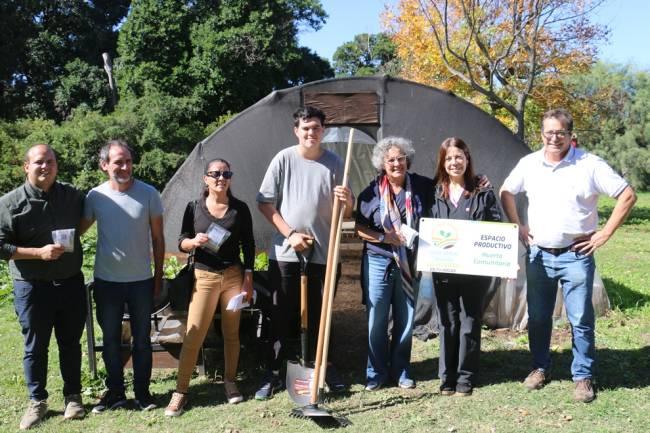 Entregaron semillas y herramientas a instituciones del Gran Río Cuarto