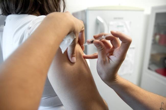 Advierten a embarazadas vacunarse  contra el Virus Sincicial Respiratorio 