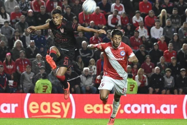 El Bicho fue muy grande para Instituto