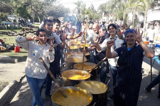 Se esperan 20 mil personas a la ya clásica Competencia Anual de Locro en Saldán