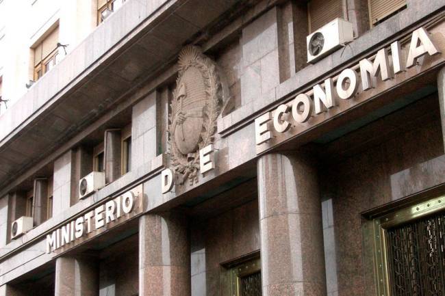 Cuentas públicas en orden: el Sector Público Nacional logró superávit financiero en abril