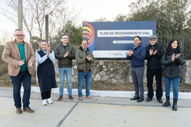 Agua de Oro tiene nuevas calles pavimentadas: una mejora clave para la salud y la educación