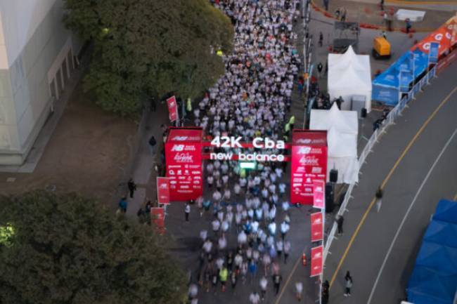 La ciudad de Córdoba celebró su 452°  aniversario a pura maratón y emoción