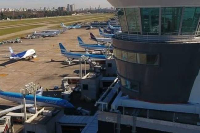 Dictan conciliación obligatoria y se frena el conflicto en navegación aérea