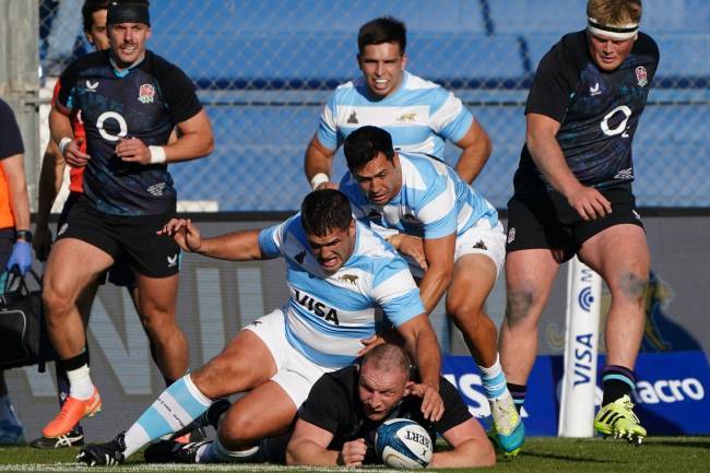 LOS PUMAS VOLVIERON A CAER ANTE LOS INGLESES