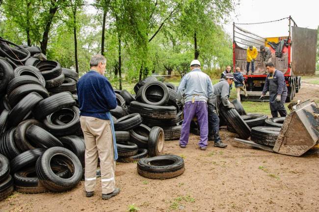 Economía circular en acción: Más de 2.000 toneladas de neumáticos reciclados en Córdoba
