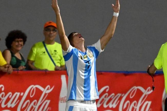 FÚTBOL: ARGENTINA CAMPEÓN EN ESPAÑA