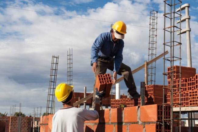 El ladrillo se activa: La construcción crece y suma señales positivas