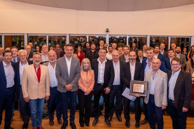 La Unicameral abrió sus puertas a la ciencia: Jornada sobre angioplastia coronaria