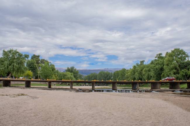 Mina Clavero abre su temporada turística  con un gran show