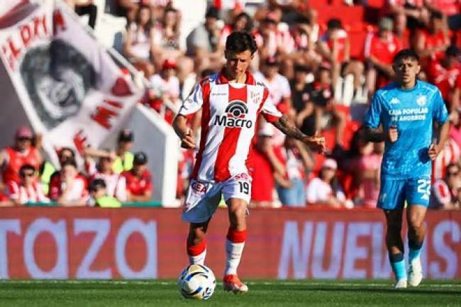 La Gloria le dio cátedra al Decano