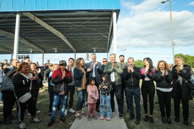 Llaryora inauguró el Polideportivo 73 en Córdoba Capital